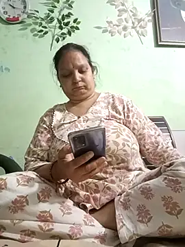 Snapshot of Kavya_kapoor chatting on March 2025 04:35:02 PM Kavya kapoor online show from March 2025 04:35:02 PM