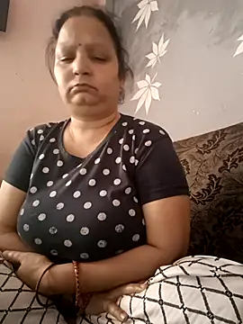 Snapshot of Kavya_kapoor chatting on March 2025 01:54:02 AM Kavya kapoor online show from March 2025 01:54:02 AM