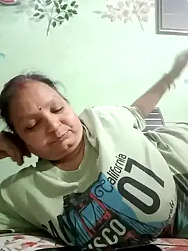 Snapshot of Kavya_kapoor chatting on March 2025 08:04:02 AM Kavya kapoor online show from March 2025 08:04:02 AM