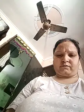 Kavya kapoor online show from March 2026 05:44:01 AM