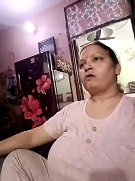 Kavya kapoor online show from April 2026 02:10:02 PM