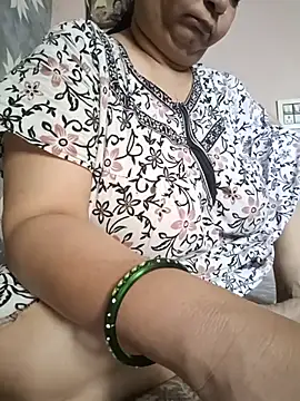 Kavya kapoor online show from June 2026 02:05:02 AM