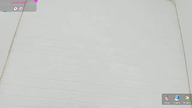 Snapshot of nathally_roses chatting on February 2025 08:45:02 PM nathally roses online show from February 2025 08:45:02 PM