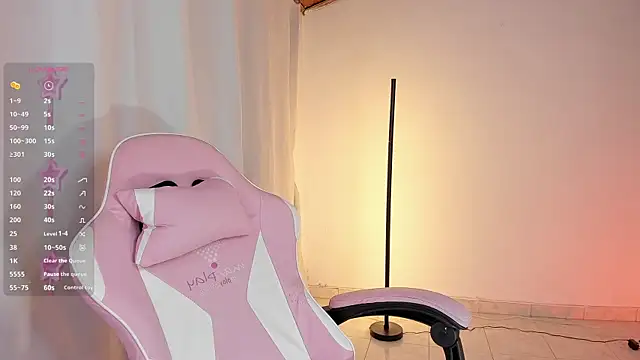 Kendall Bunnyy online show from July 2026 09:06:02 PM