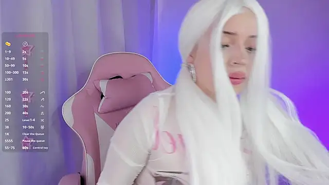 Kendall Bunnyy online show from July 2026 08:24:02 PM