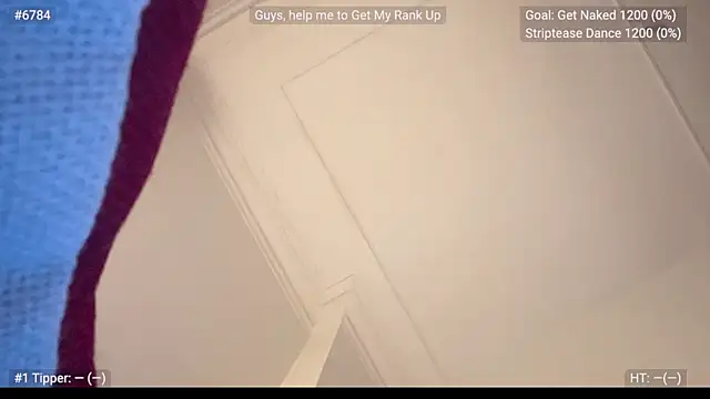 Snapshot of Heidi11 chatting on December 2024 08:30:02 AM Heidi11 online show from December 2024 08:30:02 AM