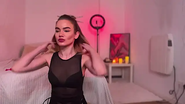 Snapshot of Heidi11 chatting on January 2025 08:59:01 PM Heidi11 online show from January 2025 08:59:01 PM