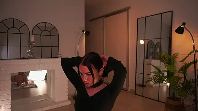 Snapshot of Heidi11 chatting on September 2025 04:20:01 PM Heidi11 online show from September 2025 04:20:01 PM