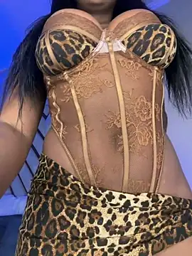 Lola King online show from May 2026 03:45:02 AM