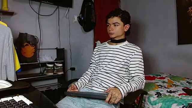 Lovebeng  online show from July 2026 09:06:02 PM