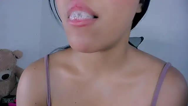 veky saliva01 online show from May 2026 08:41:01 AM