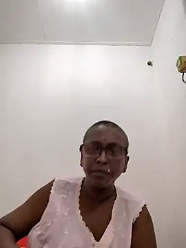 mamakarma1403 online show from June 2026 04:11:02 AM