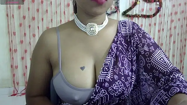 Snapshot of Preeti-Sexy chatting on February 2025 06:22:02 AM Preeti-Sexy online show from February 2025 06:22:02 AM
