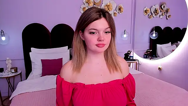 Snapshot of ZaraBloom chatting on March 2025 07:39:01 PM ZaraBloom online show from March 2025 07:39:01 PM