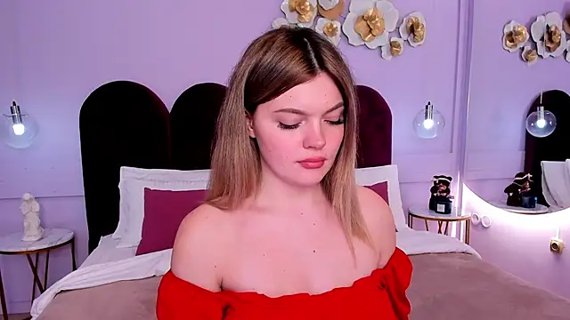 Snapshot of ZaraBloom chatting on March 2025 10:42:01 PM ZaraBloom online show from March 2025 10:42:01 PM