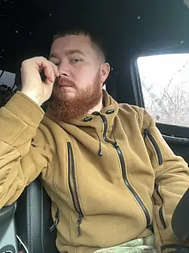 Snapshot of Artur6663 chatting on December 2024 08:28:02 AM Artur6663 online show from December 2024 08:28:02 AM