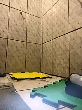 Snapshot of Vih222 chatting on January 2026 02:14:01 AM Vih222 online show from January 2026 02:14:01 AM