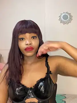 ItsLeyaa online show from March 2025 10:05:01 PM