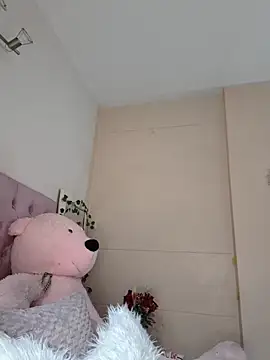 ItsLeyaa online show from October 2025 11:56:02 PM