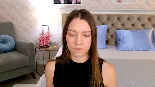 Snapshot of AliceBrayan chatting on February 2025 05:14:01 AM AliceBrayan online show from February 2025 05:14:01 AM