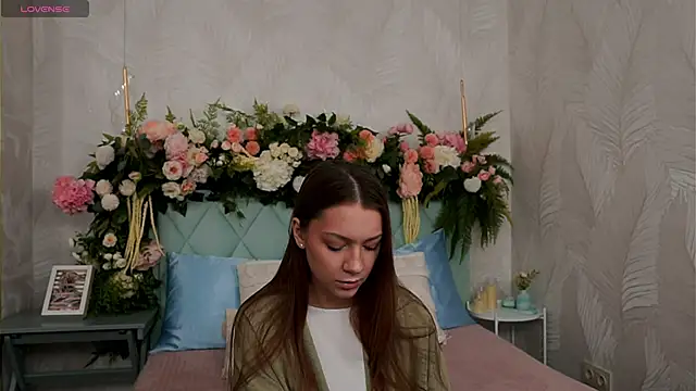 AliceBrayan online show from March 2026 05:09:01 PM