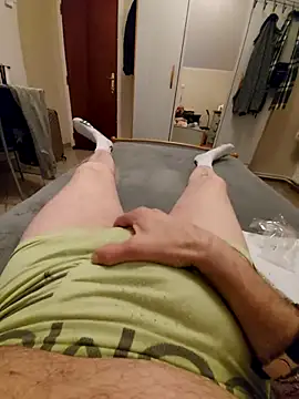 Snapshot of pascalino100 chatting on November 2025 07:14:01 PM pascalino100 online show from November 2025 07:14:01 PM