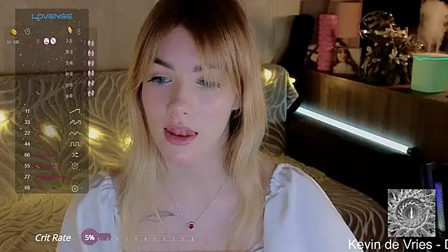 Snapshot of SpiceJessy chatting on December 2024 04:53:02 PM SpiceJessy online show from December 2024 04:53:02 PM