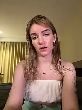 Snapshot of SpiceJessy chatting on February 2025 02:02:02 PM SpiceJessy online show from February 2025 02:02:02 PM