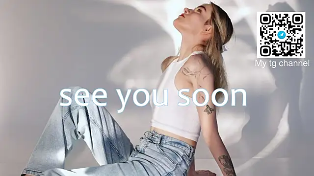 Snapshot of SpiceJessy chatting on December 2025 04:43:01 AM SpiceJessy online show from December 2025 04:43:01 AM