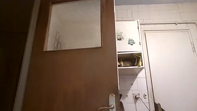 mariusica1xh online show from March 2026 10:59:01 PM