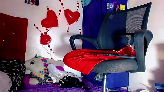 Snapshot of nicol_gill_ chatting on February 2025 02:44:02 PM nicol gill online show from February 2025 02:44:02 PM