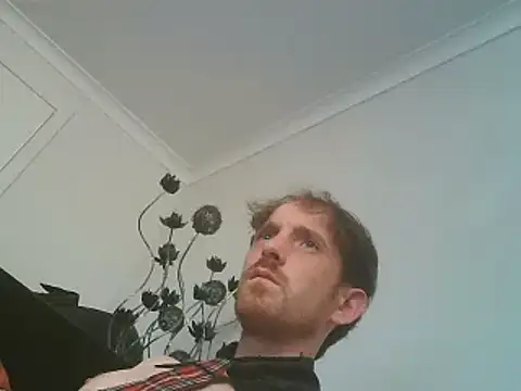 PocoLoco420 online show from October 2025 12:33:02 AM