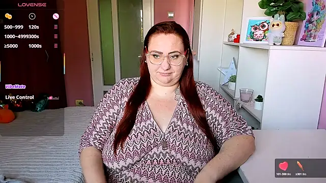 Snapshot of lovely_adelle chatting on November 2025 08:35:02 AM lovely adelle online show from November 2025 08:35:02 AM