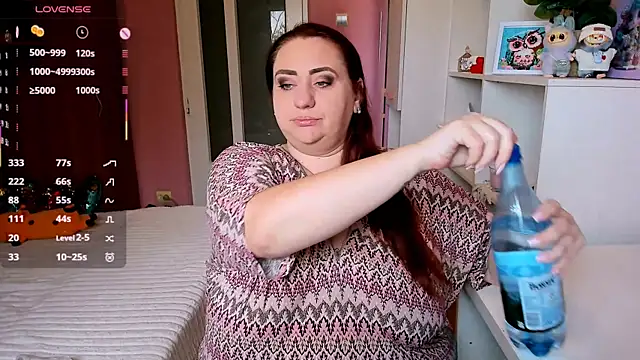 Snapshot of lovely_adelle chatting on November 2025 09:53:01 AM lovely adelle online show from November 2025 09:53:01 AM