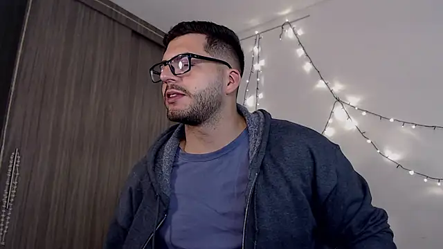 thomas gun online show from January 2025 04:18:02 AM