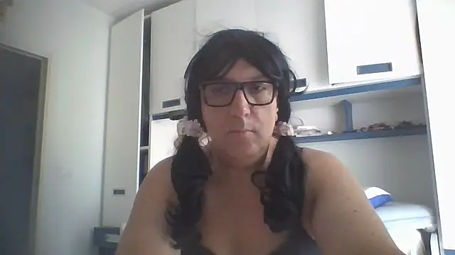 brindisiroby online show from June 2026 07:09:01 AM