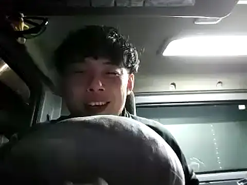 whitebriefboy online show from January 2025 05:13:01 PM