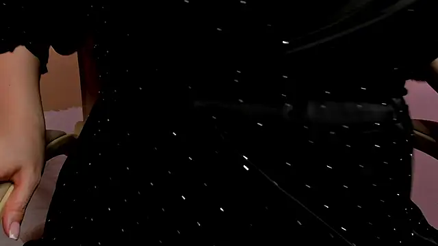 Snapshot of Helens_love chatting on December 2024 11:32:02 AM Helens love online show from December 2024 11:32:02 AM