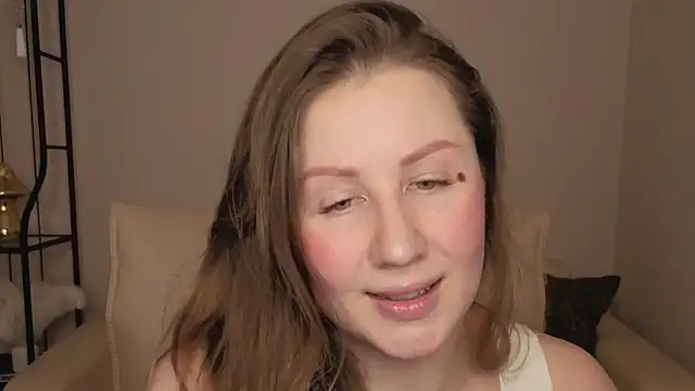 Snapshot of Helens_love chatting on February 2026 02:34:02 AM Helens love online show from February 2026 02:34:02 AM