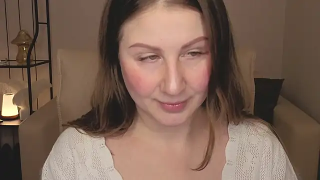 Snapshot of Helens_love chatting on March 2026 02:17:02 AM Helens love online show from March 2026 02:17:02 AM