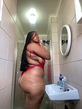 Snapshot of Candy_Love_18 chatting on November 2025 10:14:02 AM Candy Love 18 online show from November 2025 10:14:02 AM