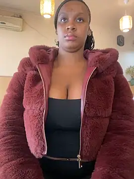 Snapshot of Candy_Love_18 chatting on November 2025 02:01:01 PM Candy Love 18 online show from November 2025 02:01:01 PM