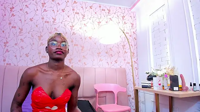 amber-hill online show from October 2025 07:25:02 PM