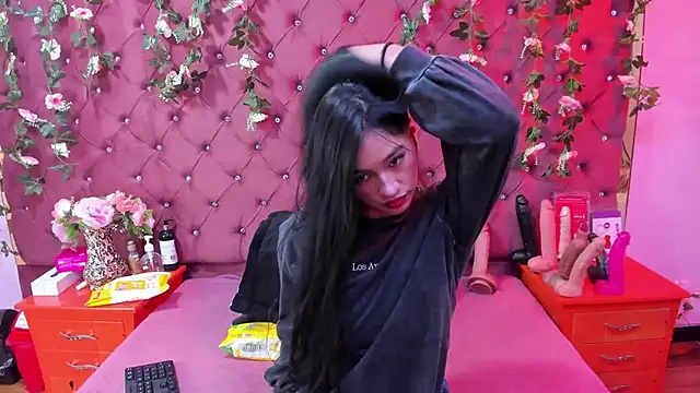 Snapshot of Mariana_Prin chatting on November 2025 03:05:01 AM Mariana Prin online show from November 2025 03:05:01 AM