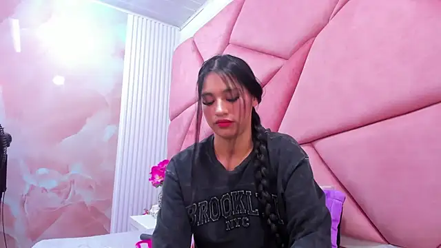 Mariana Prin online show from May 2026 03:01:01 AM
