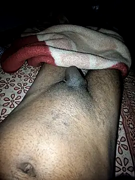 Snapshot of Yours_daddy6728 chatting on February 2025 09:04:01 PM Yours daddy6728 online show from February 2025 09:04:01 PM