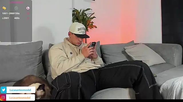 lucasanto  online show from December 2024 05:18:02 AM