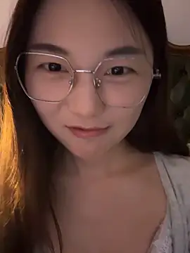 Sweet-Angel999 online show from May 2026 03:18:01 PM