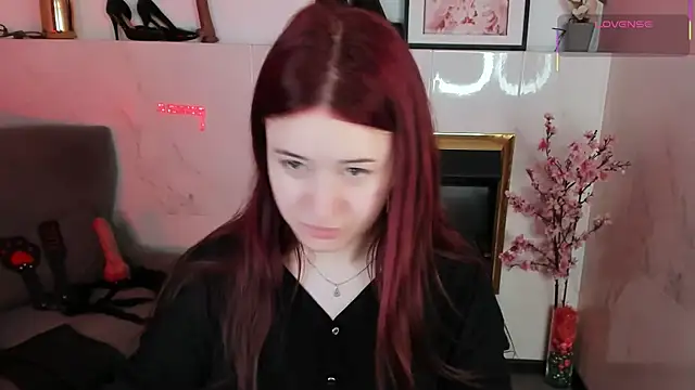 Lily Moonlight online show from June 2026 02:56:02 PM