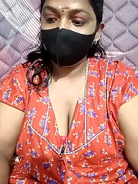 Snapshot of Renuma chatting on September 2025 08:38:02 AM Renuma online show from September 2025 08:38:02 AM